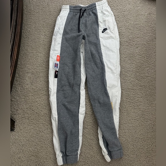 Vintage Nike logo branded fleece sweatpants jogger size XS gray white stripe - Picture 3 of 12